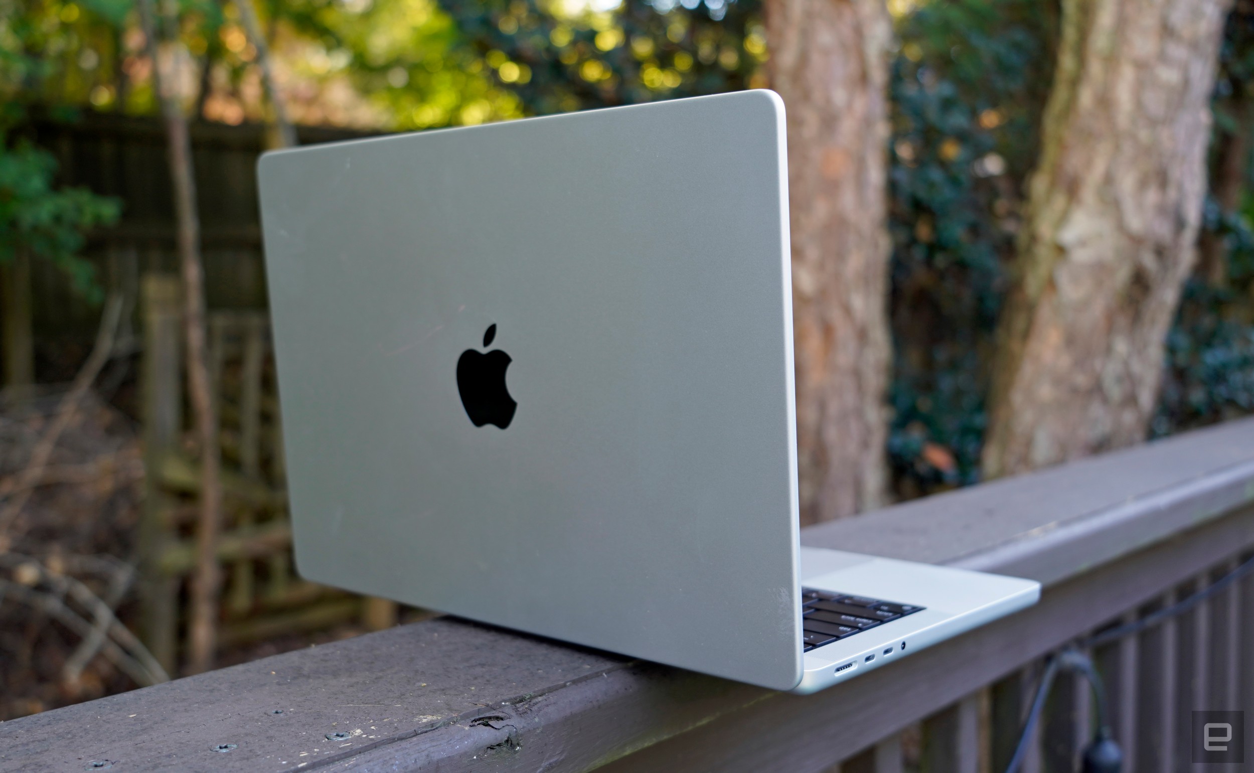 Выберите идеальный MacBook для себя: лучшие модели на рынке в 2025 году